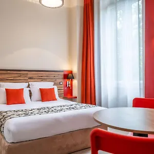 Апарт-отель Adagio Patio Confluence