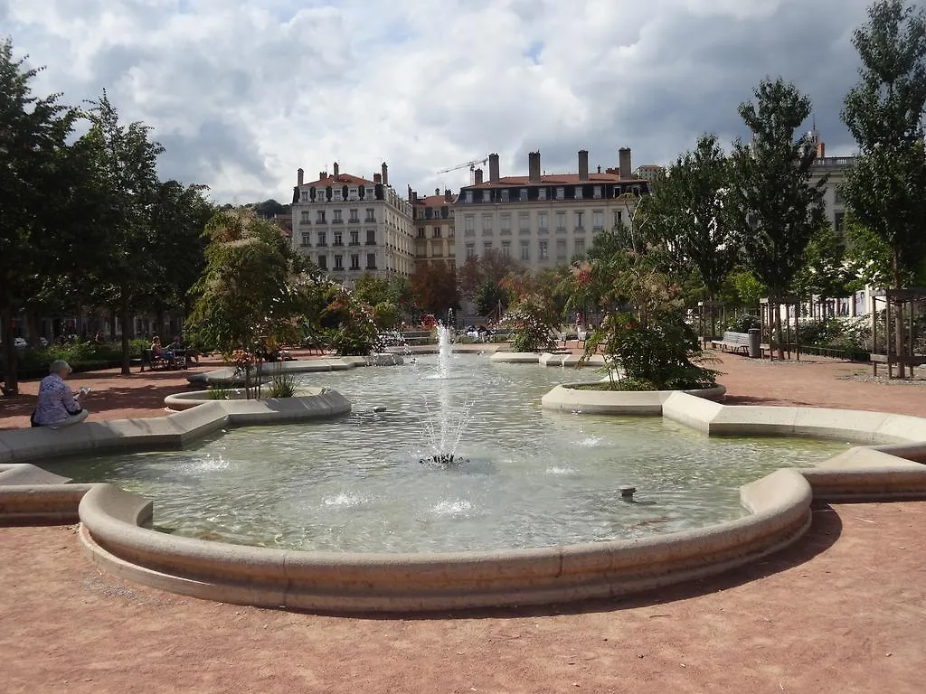 Apart Otel Residence Avy Baudelaire - Lyon Bellecour