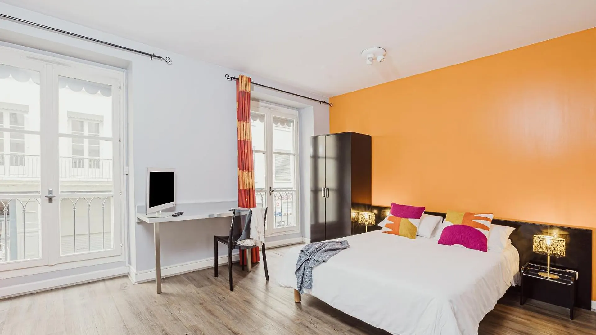 Residence Avy Baudelaire - Lyon Bellecour 4*,  Fransa